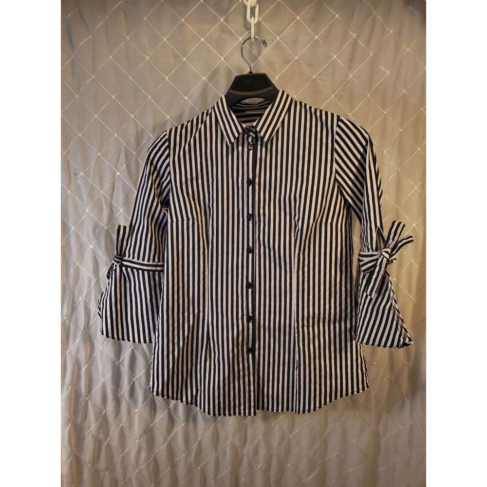 New York and Company Striped bell sleeved shirt SZ. L woman's